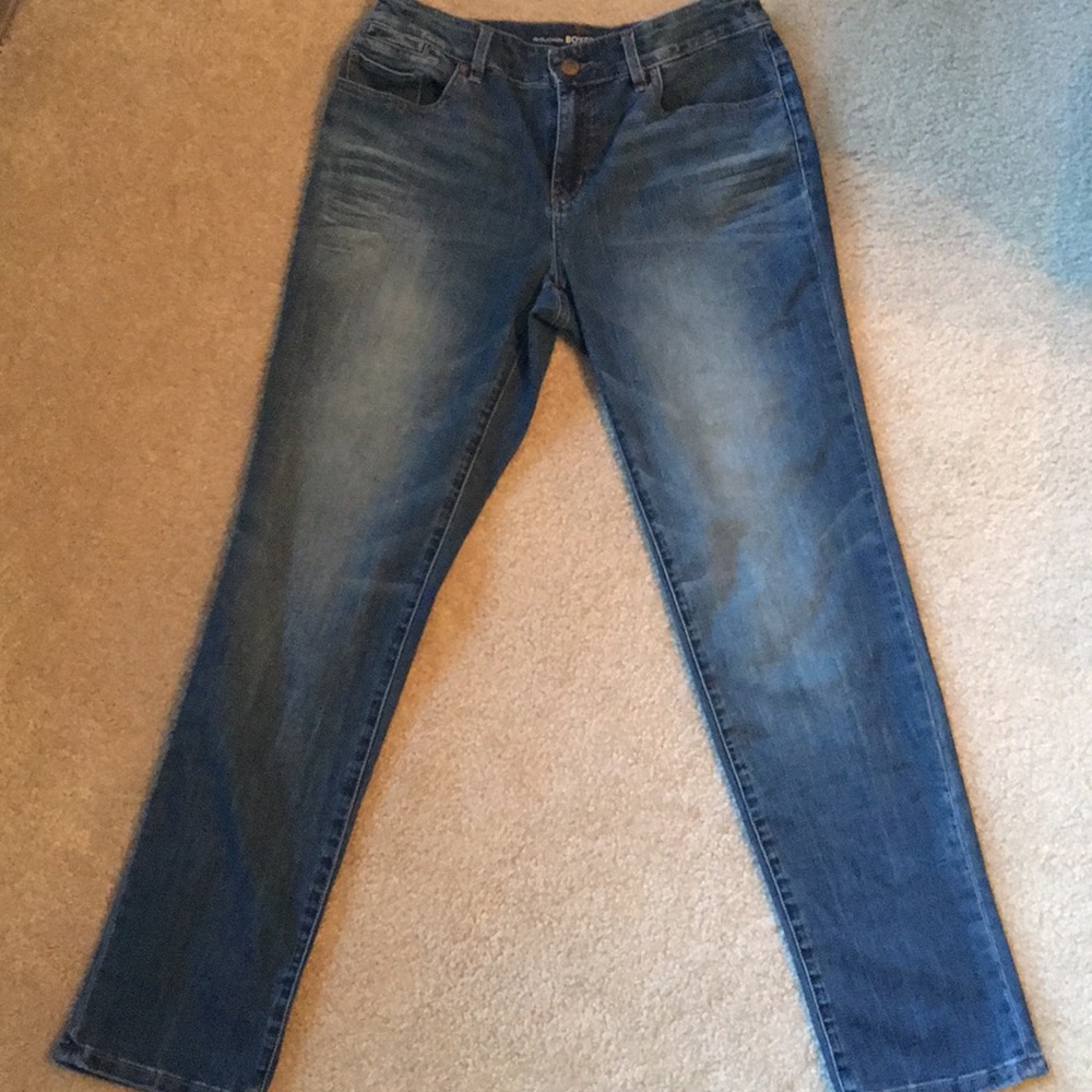 Chico’s Platinum Boyfriend soft denim jean.